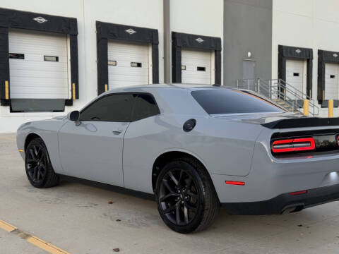 2020 Dodge Challenger SXT