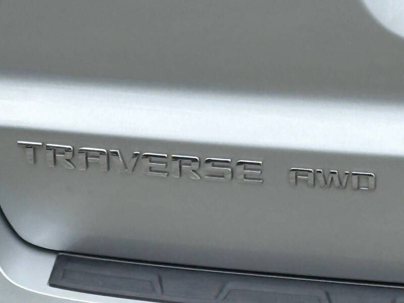 2017 Chevrolet Traverse LS