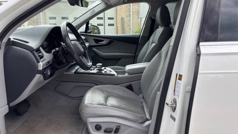 2018 Audi Q7 2.0T quattro Premium Plus