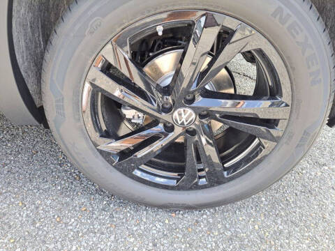 2026 Volkswagen Atlas Cross Sport SEL R-Line Black 4Motion