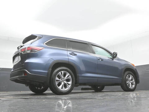 2016 Toyota Highlander LE Plus