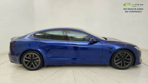 2022 Tesla Model S Plaid