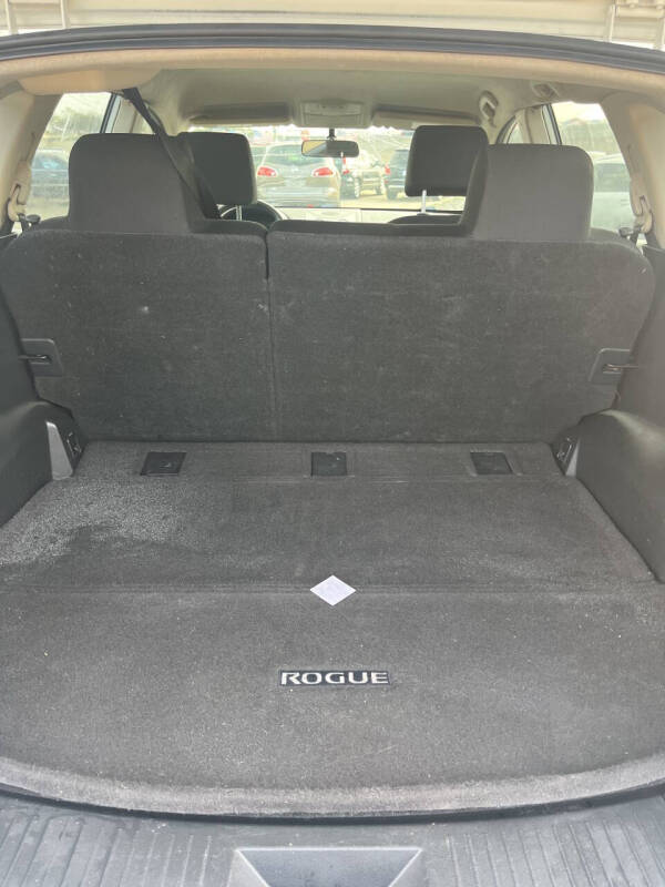 2014 Nissan Rogue Select S