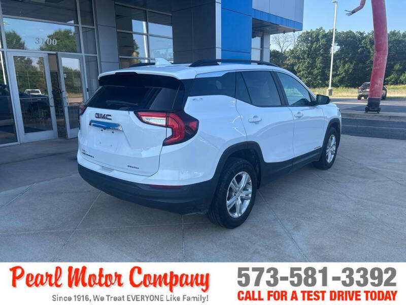2022 GMC Terrain SLE