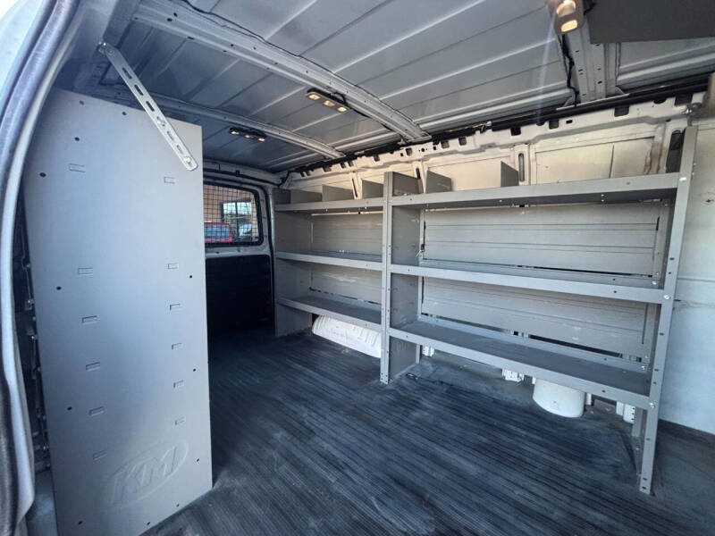 2019 Chevrolet Express 2500