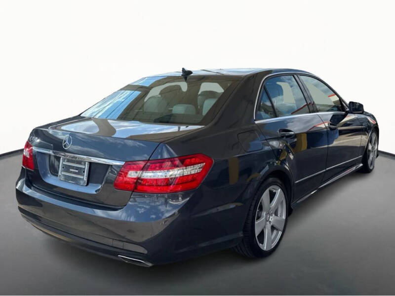 2010 Mercedes-Benz E-Class