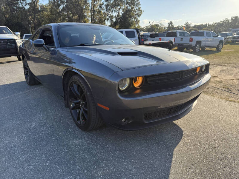 2017 Dodge Challenger SXT Plus