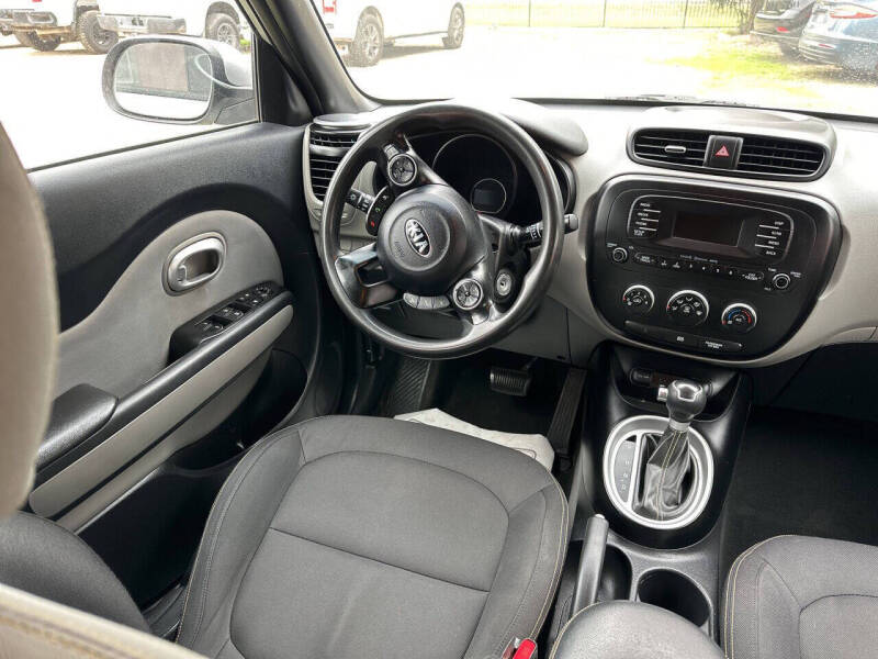 2014 Kia Soul +