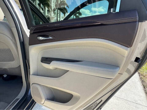 2012 Cadillac SRX Performance Collection