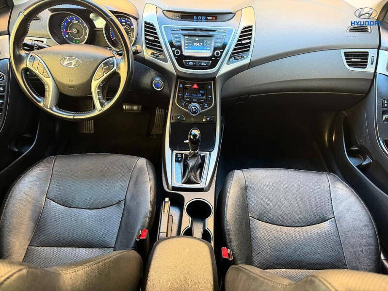 2016 Hyundai Elantra
