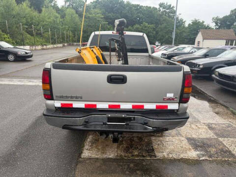 2004 GMC Sierra 2500HD