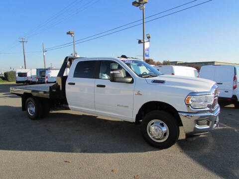2024 RAM 3500 SLT