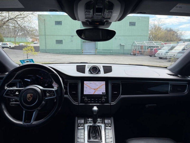 2017 Porsche Macan GTS