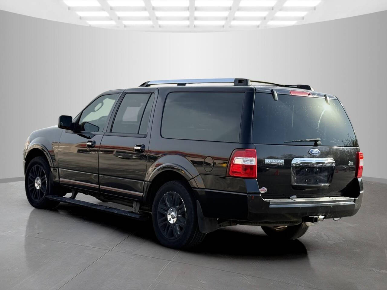 2011 Ford Expedition EL for sale at Used Cars Toledo in Oregon, OH