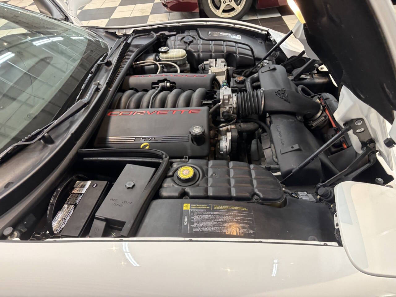 1998 Chevrolet Corvette 33