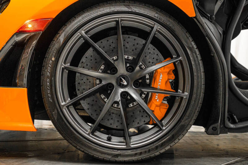 2019 McLaren 720S Performance