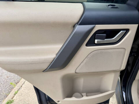 2009 Land Rover LR2 HSE