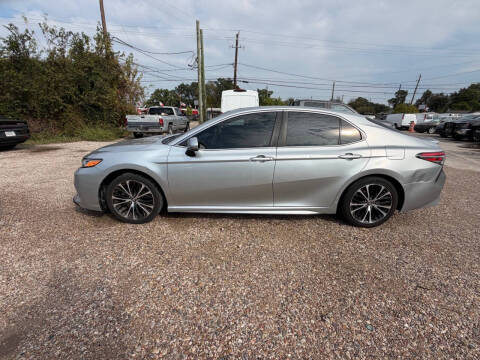 2018 Toyota Camry SE