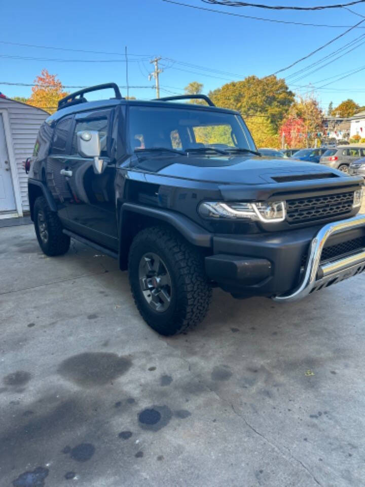 2007 Toyota FJ Cruiser for sale at JJ s Auto Sales and Repair in Manchester , NH