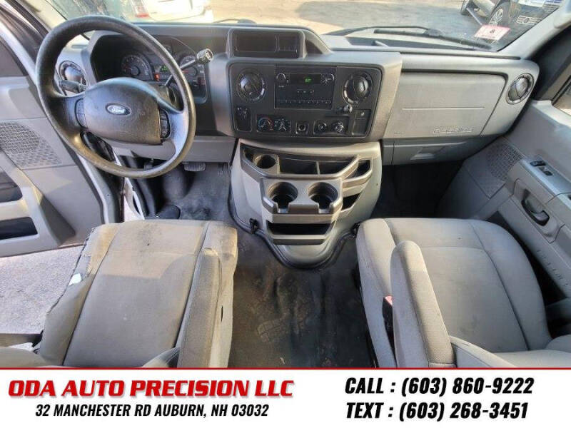 2013 Ford E-Series E-350 SD