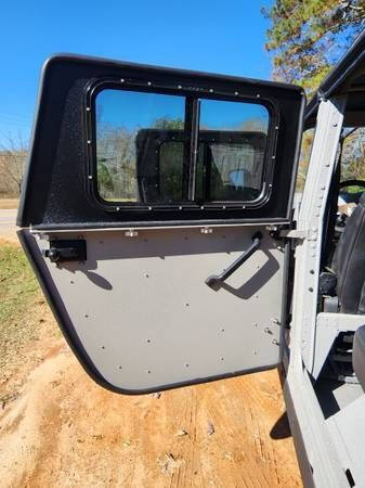 1985 AM General Hummer