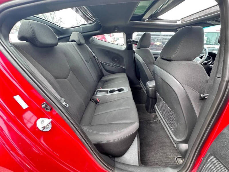 2017 Hyundai Veloster Value Edition