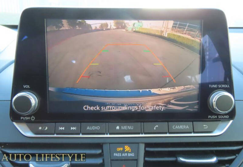 2021 Nissan Altima 2.5 SV