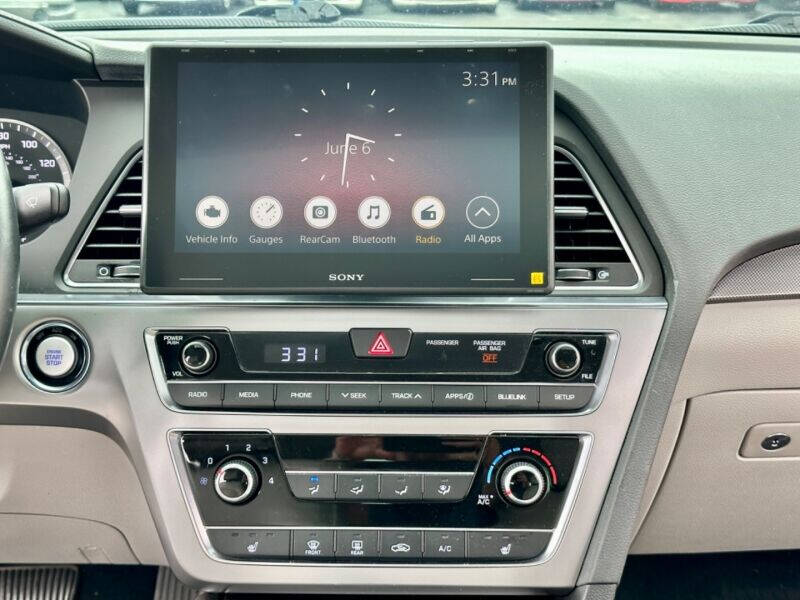 2017 Hyundai Sonata Sedan - $18,995