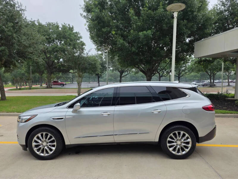2019 Buick Enclave Essence