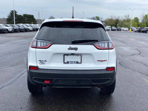 2022 Jeep Cherokee Trailhawk