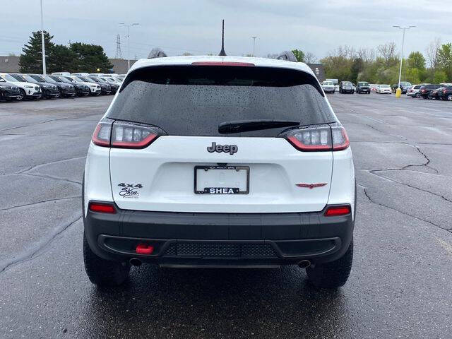 2022 Jeep Cherokee Trailhawk