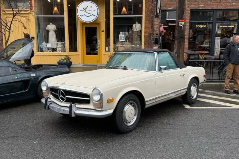 1969 Mercedes-Benz 280-Class