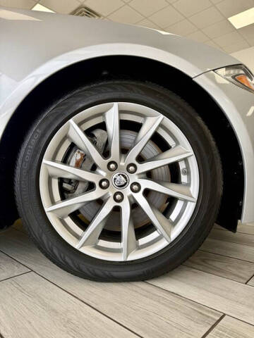 2012 Jaguar XF