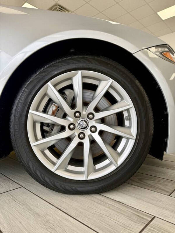 2012 Jaguar XF