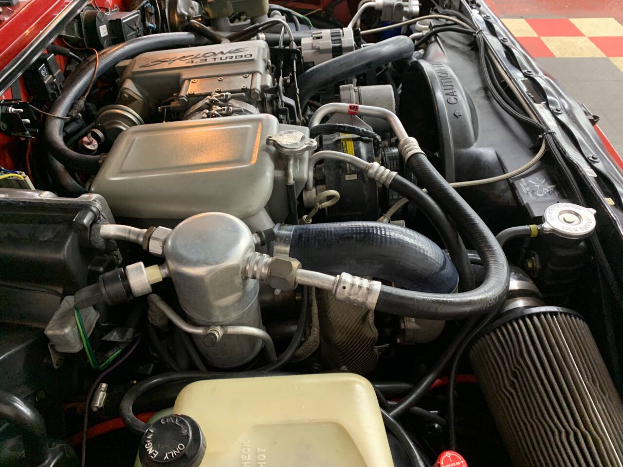 1992 GMC Typhoon 20