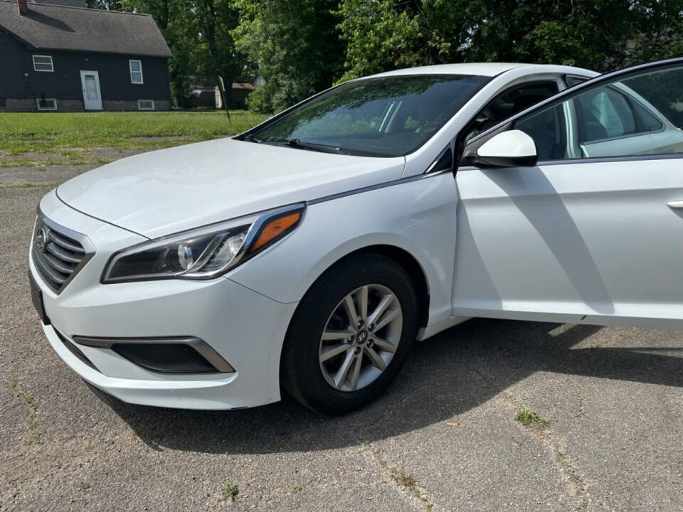 2016 Hyundai SONATA for sale at SRL SAHER in Lorain, OH