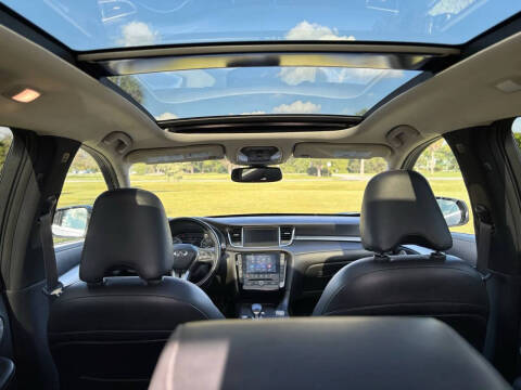 2019 Infiniti QX50 Essential