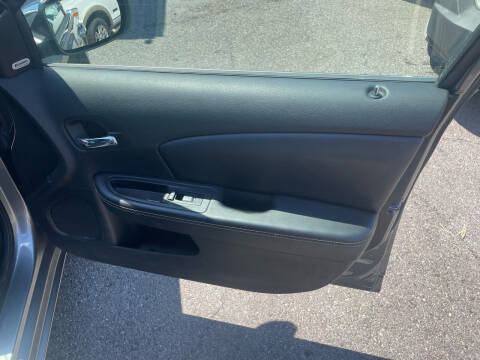 2012 Chrysler 200 Limited