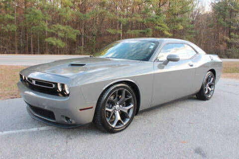 2018 Dodge Challenger SXT Plus