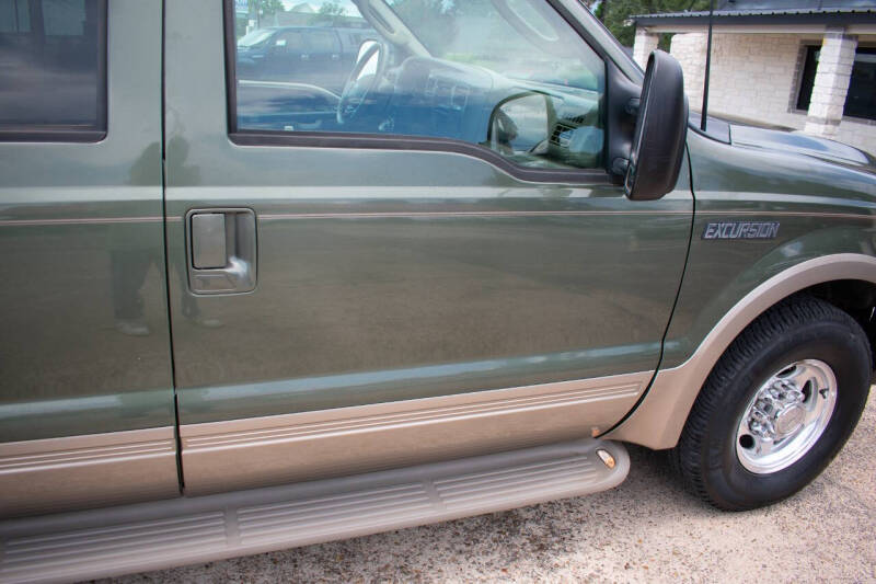 2003 Ford Excursion Eddie Bauer