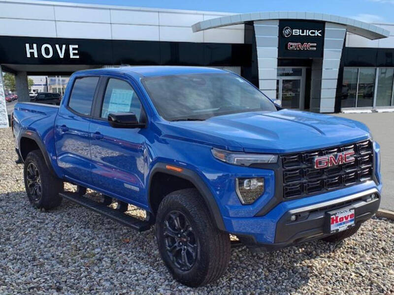 2025 GMC Canyon Elevation's photo
