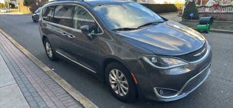 2018 Chrysler Pacifica Touring L