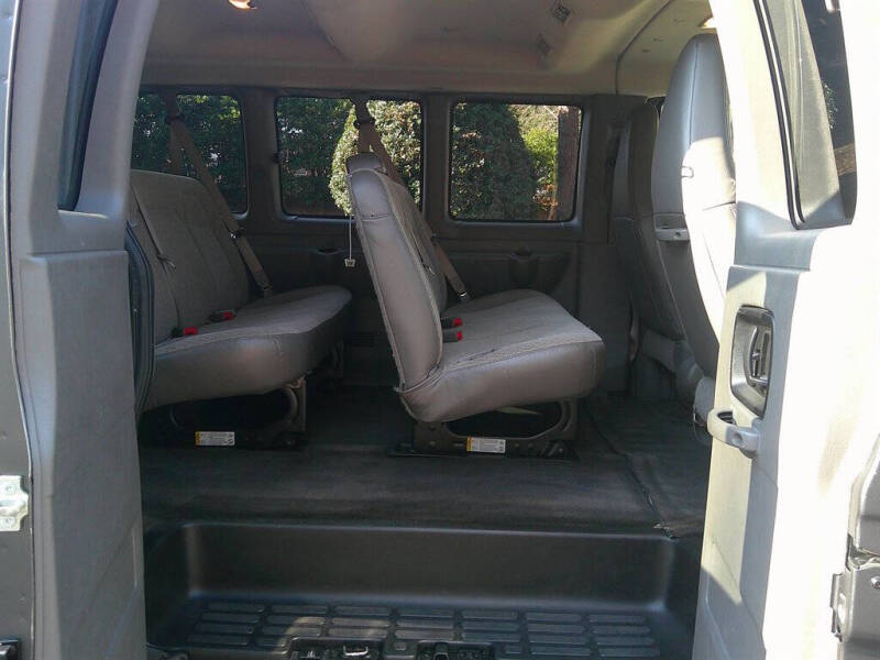 2017 Chevrolet Express LT 3500