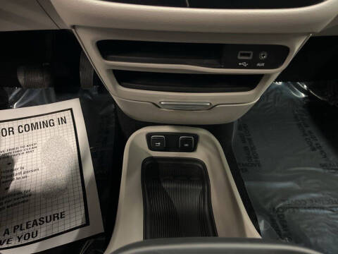 2019 Chrysler Pacifica Touring Plus