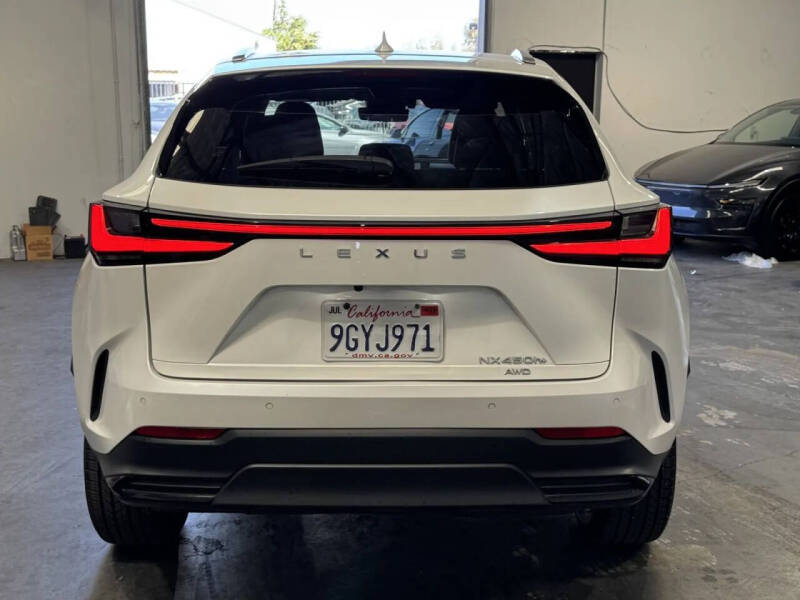 2024 Lexus NX 450h+
