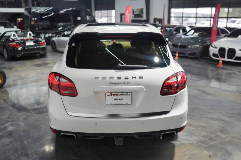 2014 Porsche Cayenne S Hybrid
