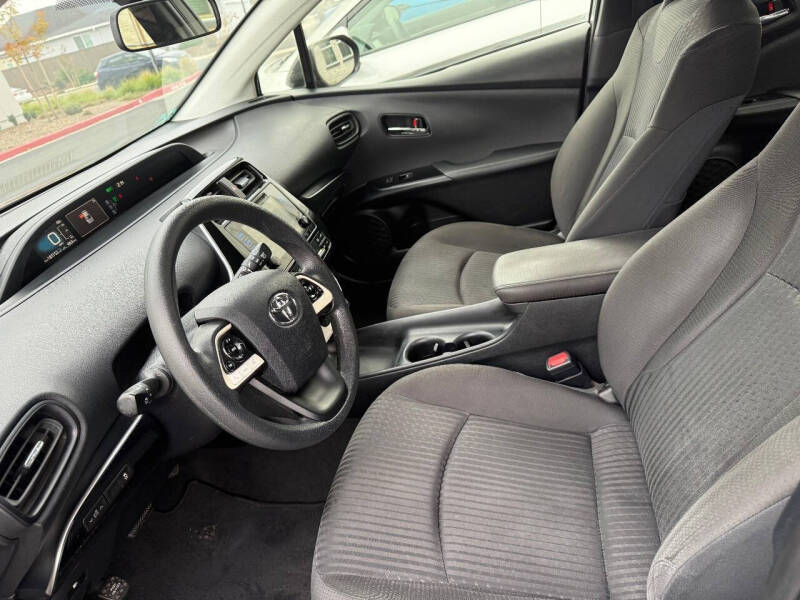 2016 Toyota Prius Two