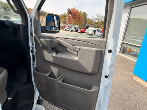 2023 GMC Savana 2500