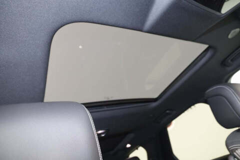 2023 Land Rover Discovery P360 S R-Dynamic