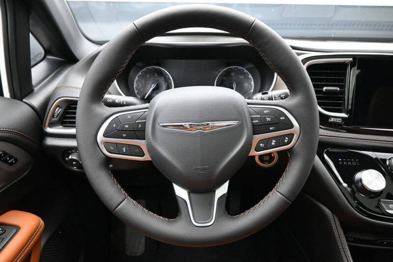 2026 Chrysler Pacifica Pinnacle